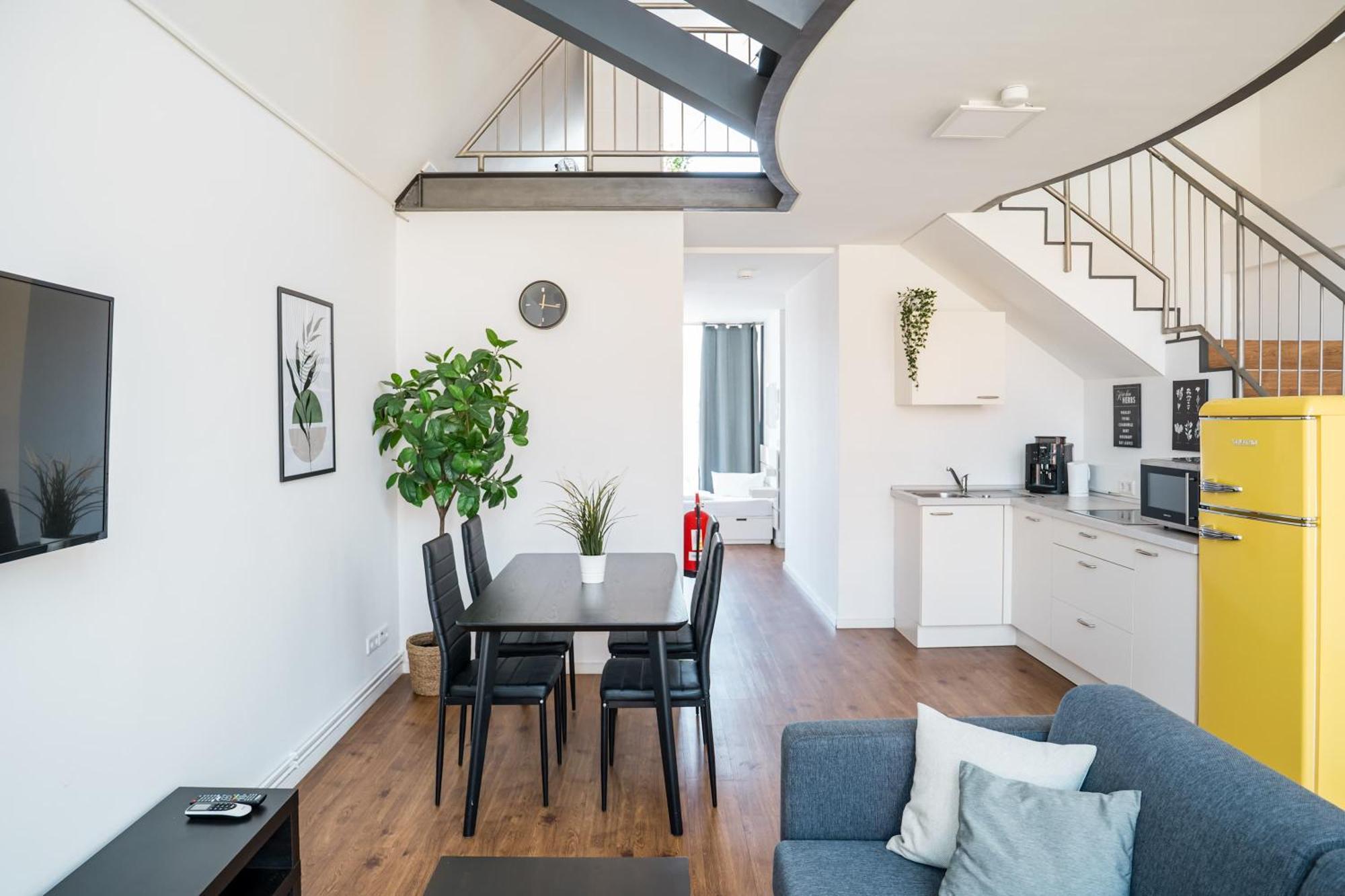 Ferienwohnung Fantastic Loft With Balcony Berlin Exterior foto